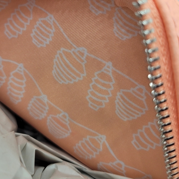 Loungefly Alice In Wonderland tea party Disney backpack - Picture 8 of 9